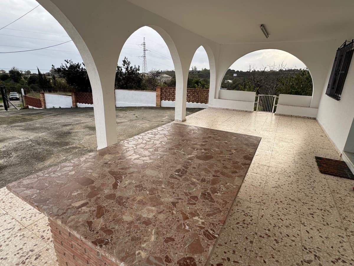 Detached Villa in Estepona — photo 2 of 10