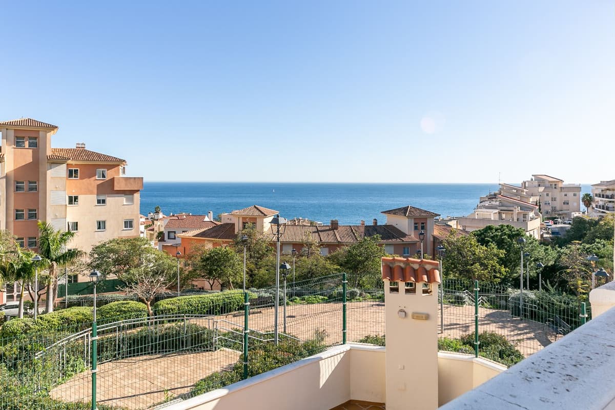 Penthouse Duplex in Torrequebrada — photo 1 of 10
