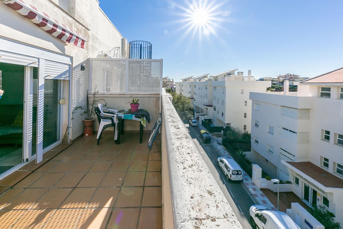 Penthouse Duplex in Torrequebrada — photo 9 of 10