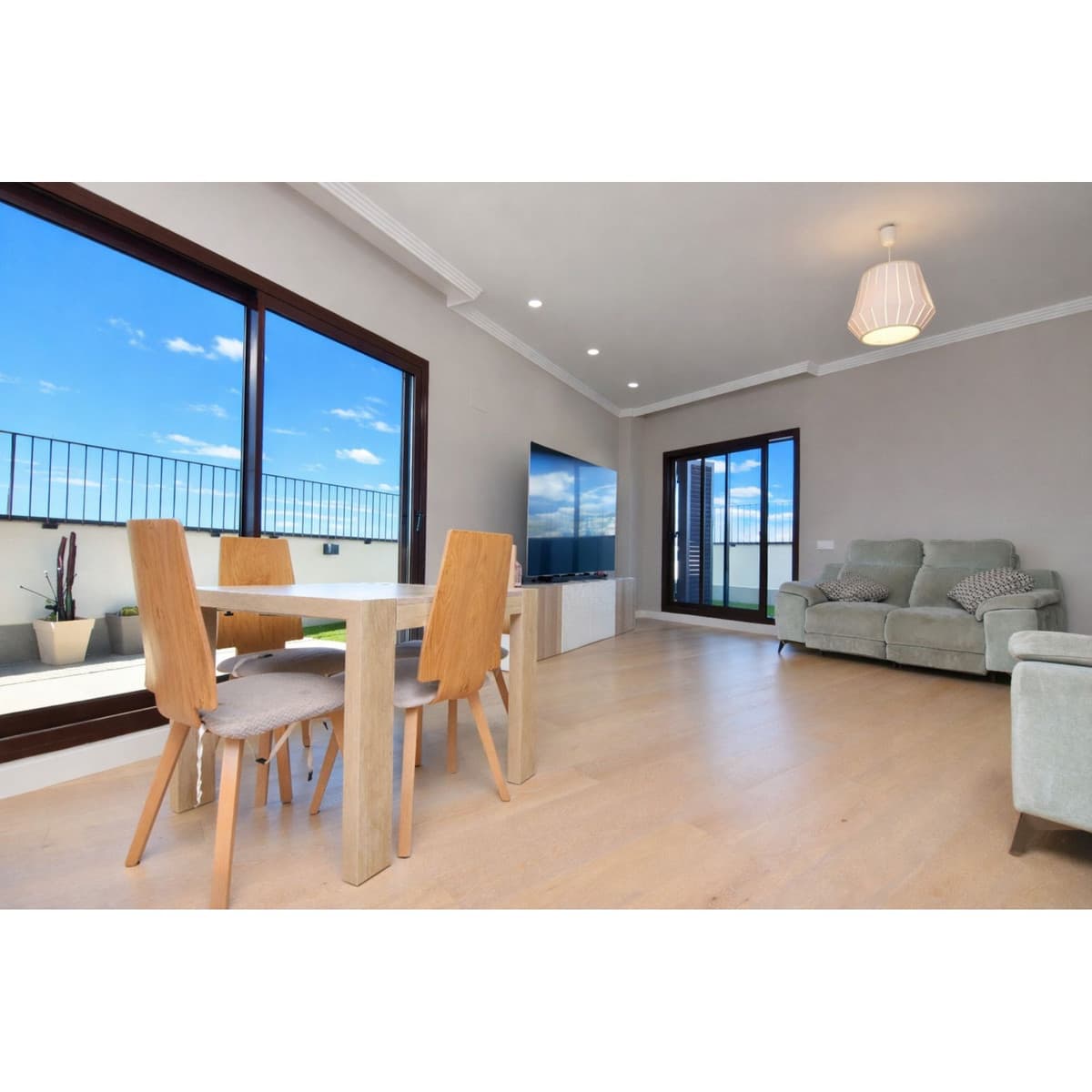 Penthouse in Teatinos — photo 9 of 10