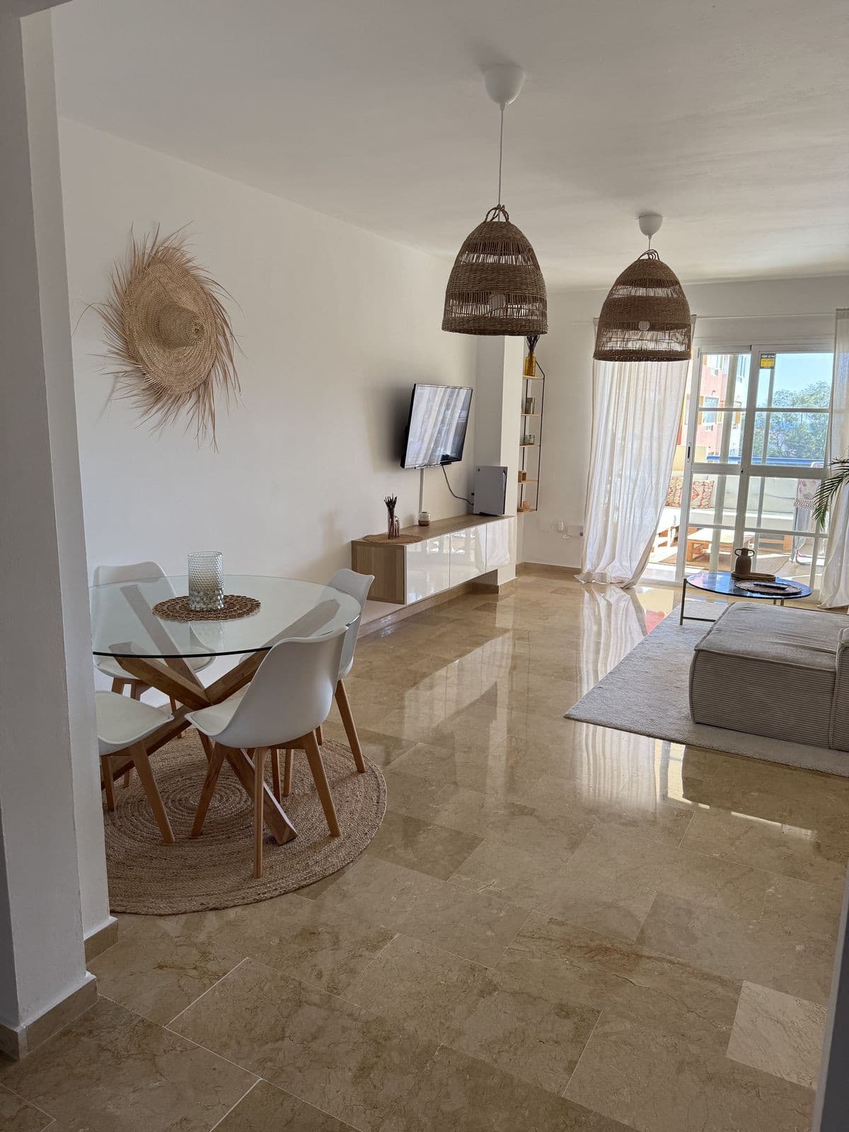 Middle Floor Apartment in Atalaya — photo 2 of 10