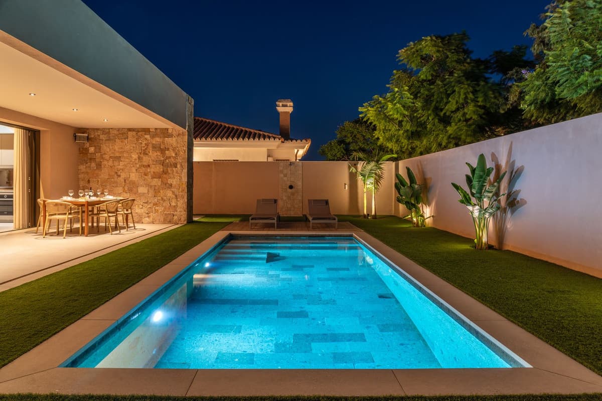 Detached Villa in Alhaurín de la Torre — photo 1 of 10