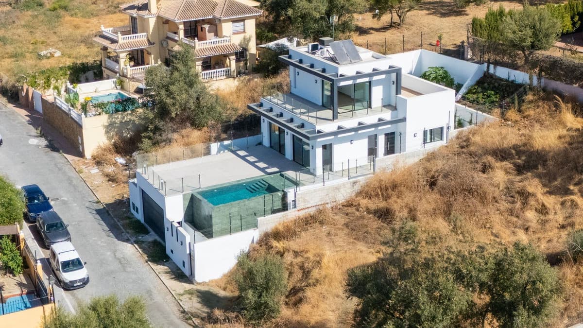 Detached Villa in Campo Mijas — photo 2 of 10