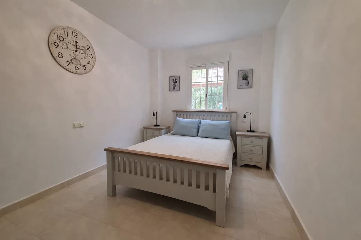 Ground Floor Apartment in La Duquesa — photo 7 of 10