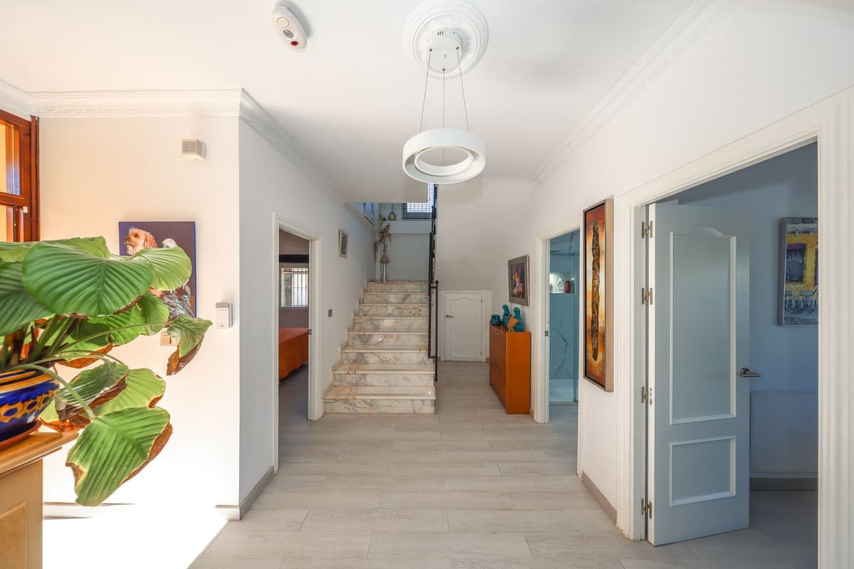 Detached Villa in Coín — photo 6 of 10