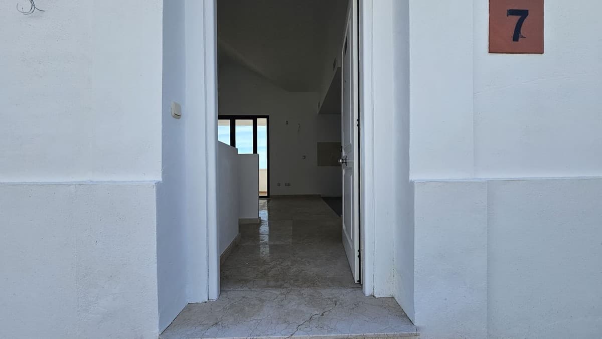 Townhouse in Doña Julia — photo 5 of 10