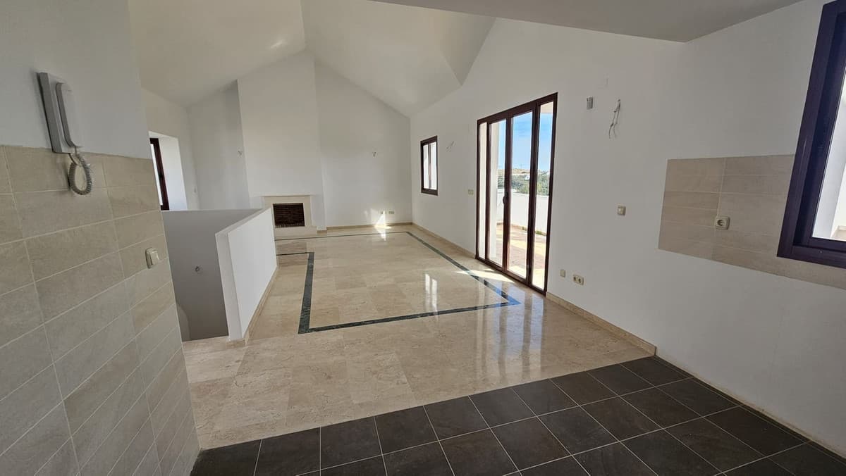 Townhouse in Doña Julia — photo 10 of 10