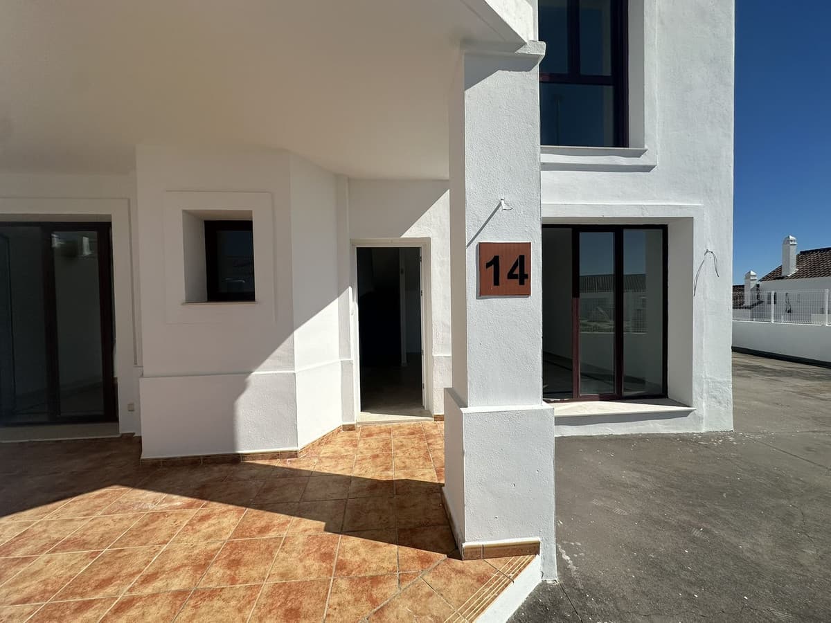 Townhouse in Doña Julia — photo 5 of 10