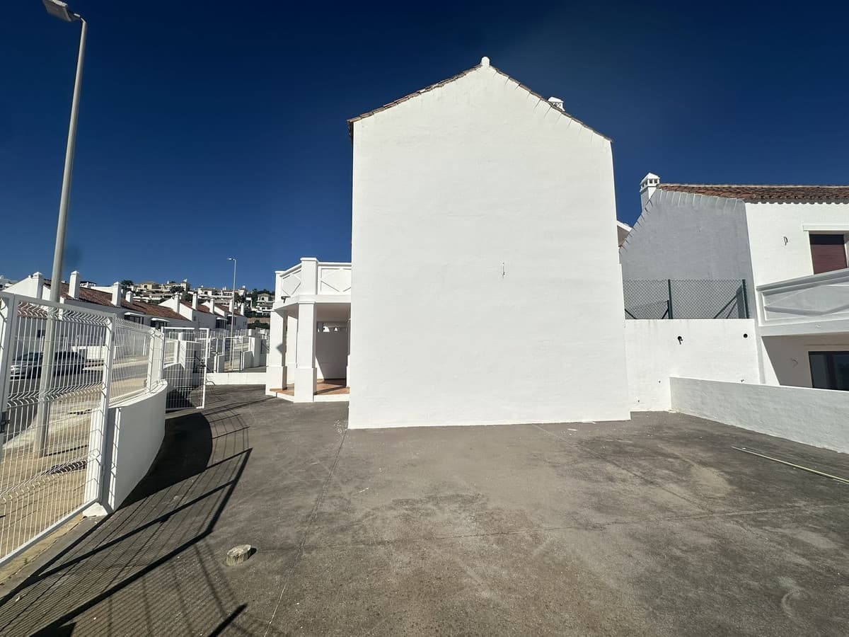 Townhouse in Doña Julia — photo 8 of 10