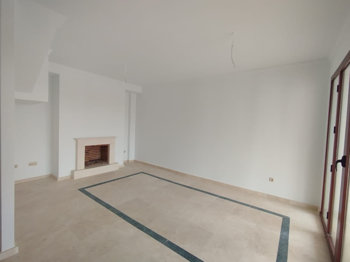 Townhouse in Doña Julia — photo 7 of 10
