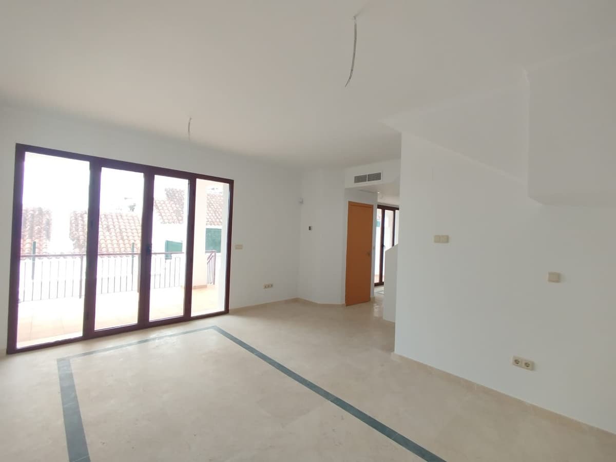 Townhouse in Doña Julia — photo 8 of 10