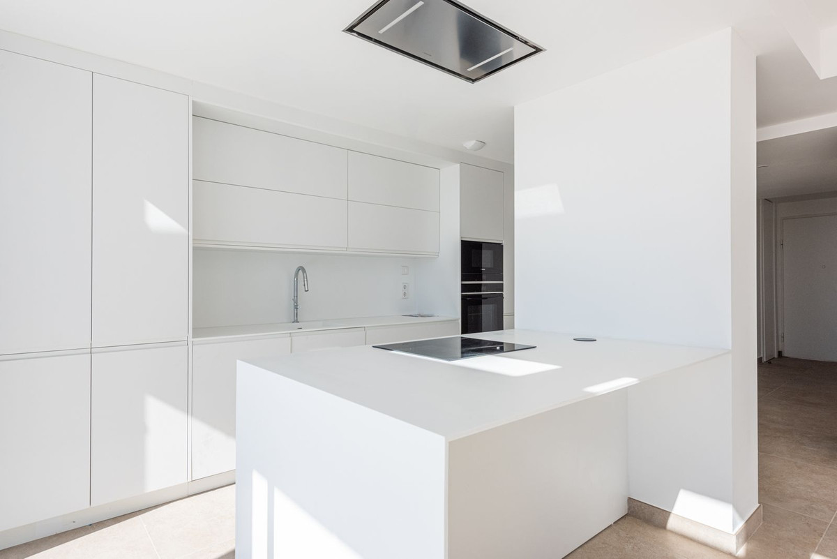 Penthouse in Estepona — photo 9 of 10