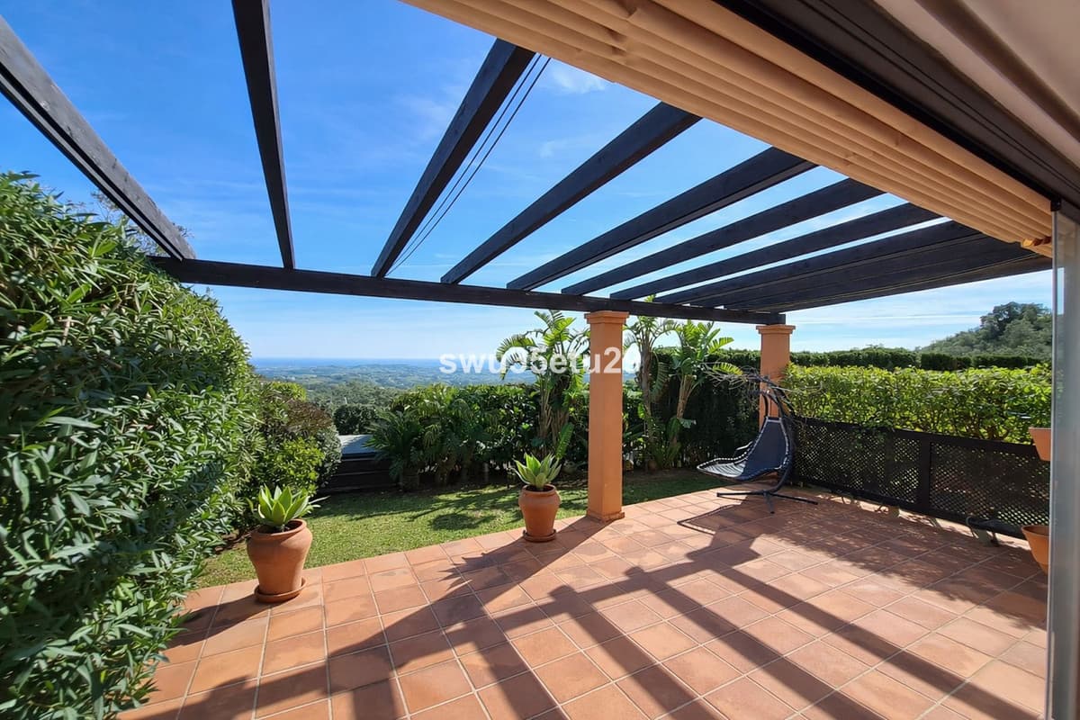 Ground Floor Apartment in La Mairena — photo 5 of 10