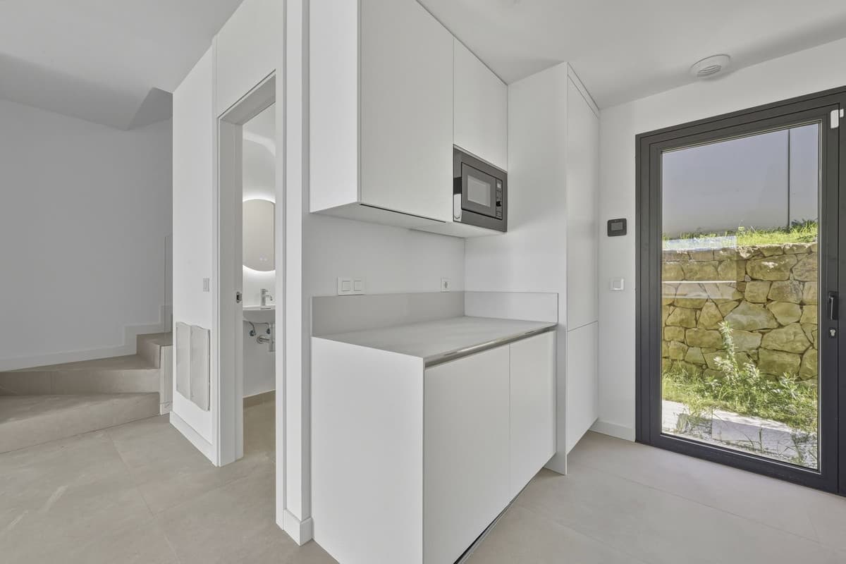 Semi-Detached House in Atalaya — photo 10 of 10