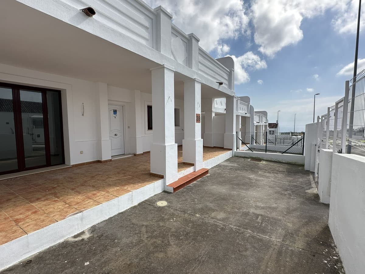Townhouse in Doña Julia — photo 4 of 10