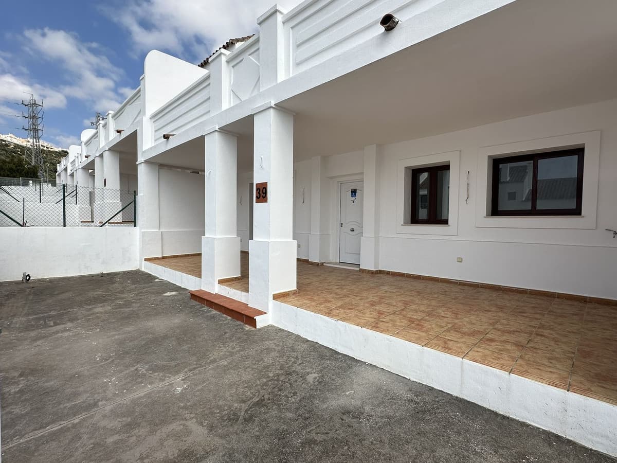 Townhouse in Doña Julia — photo 10 of 10
