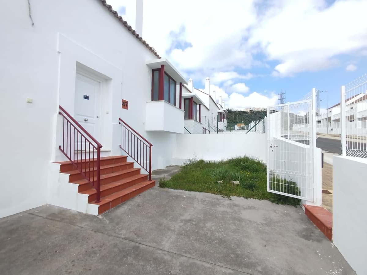 Townhouse in Doña Julia — photo 3 of 10