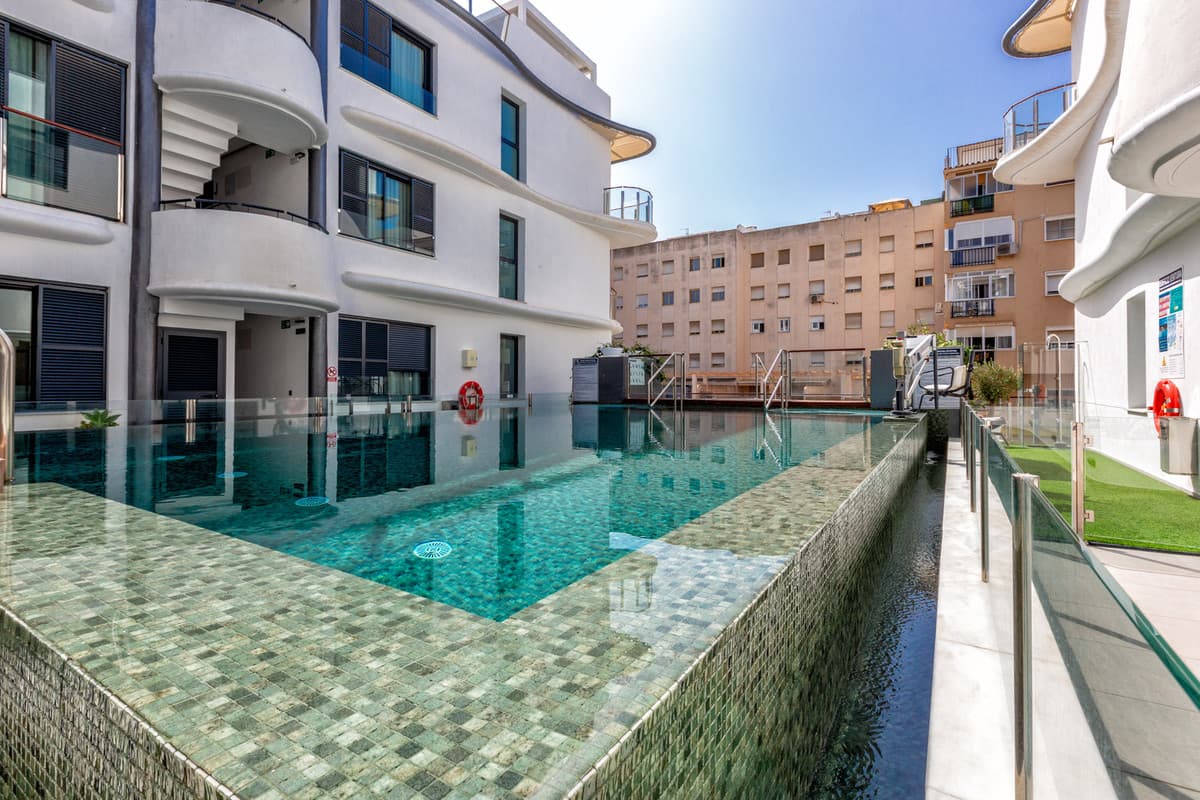 Penthouse Duplex in Estepona — photo 3 of 10