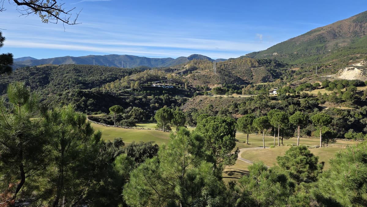 Land in La Zagaleta — photo 5 of 10