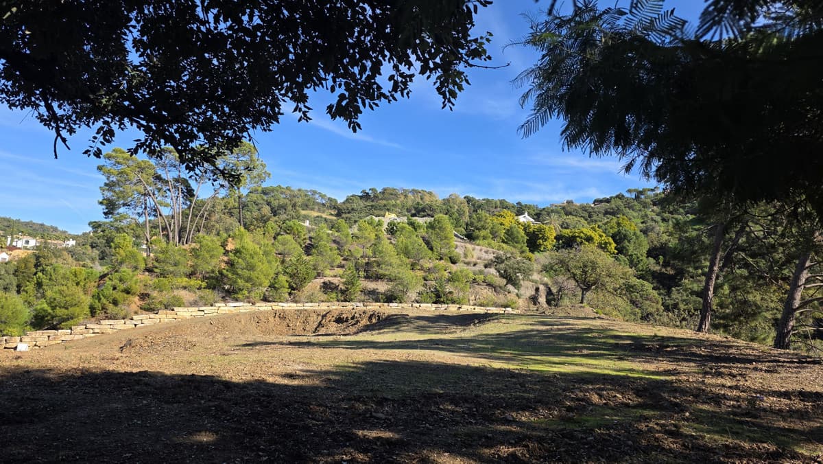 Land in La Zagaleta — photo 7 of 10