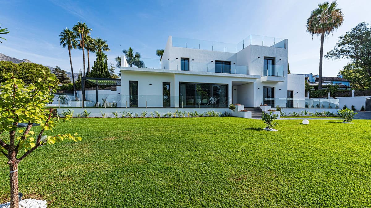 Detached Villa in Marbella
