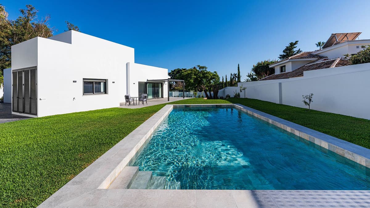Detached Villa in Marbella — photo 2 of 10