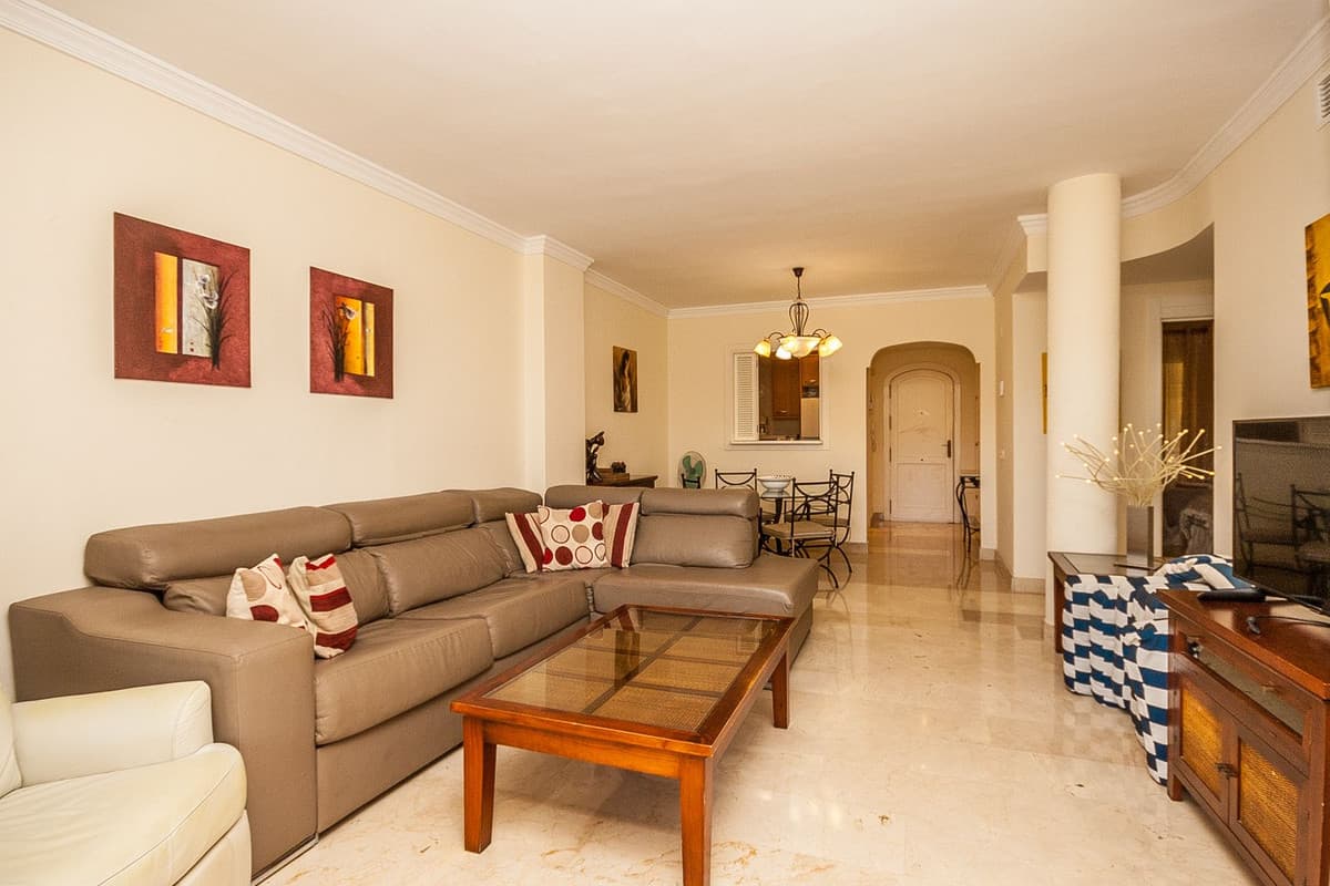 Ground Floor Apartment in Elviria — photo 5 of 10