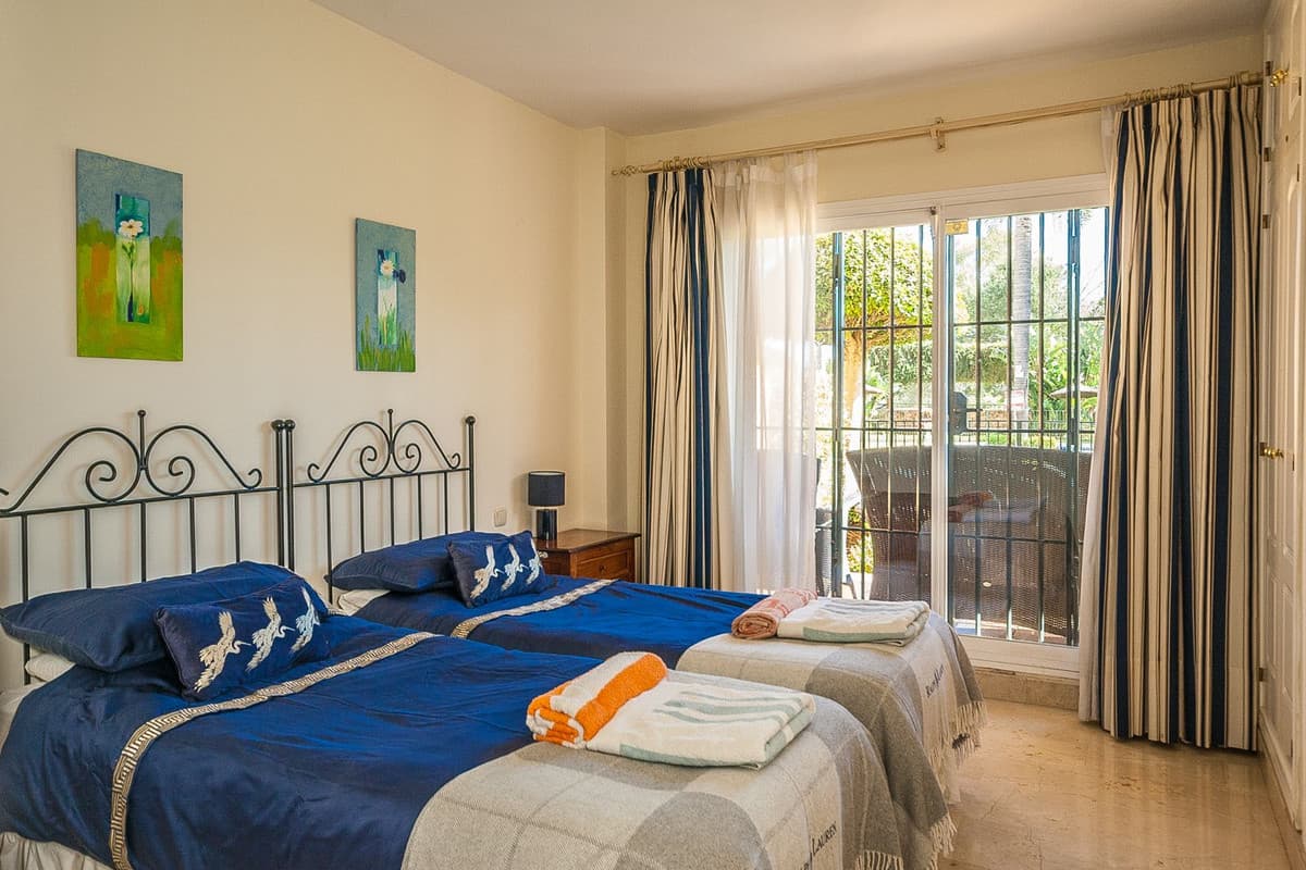Ground Floor Apartment in Elviria — photo 6 of 10