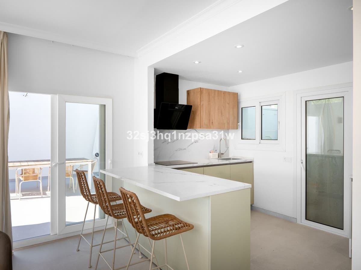 Penthouse in Nueva Andalucía — photo 5 of 10