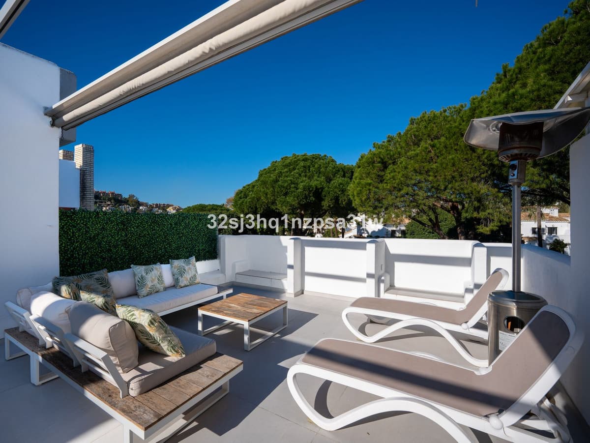 Penthouse in Nueva Andalucía — photo 7 of 10