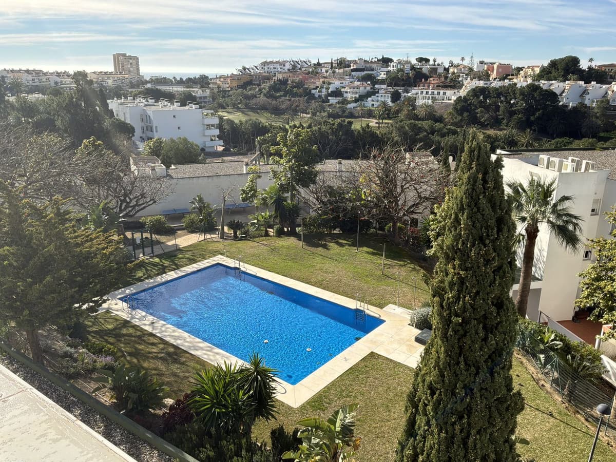 Penthouse in Torrequebrada — photo 2 of 10