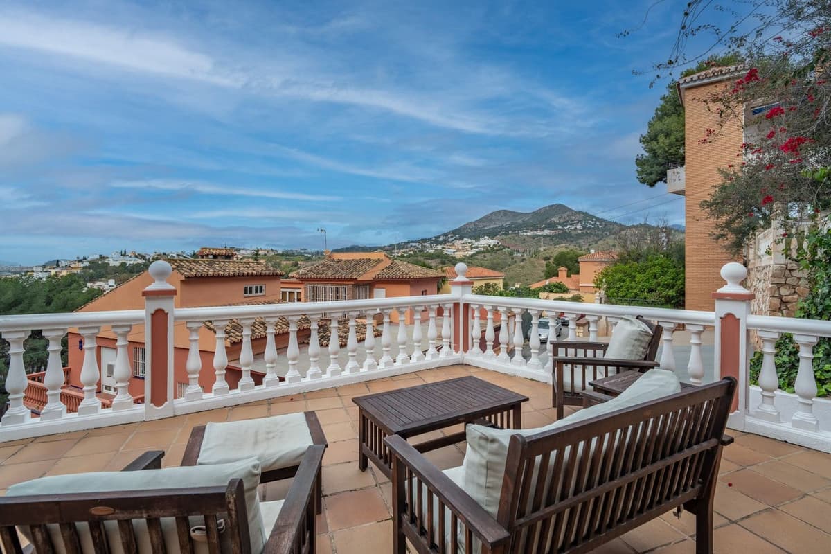 Detached Villa in El Candado — photo 5 of 10