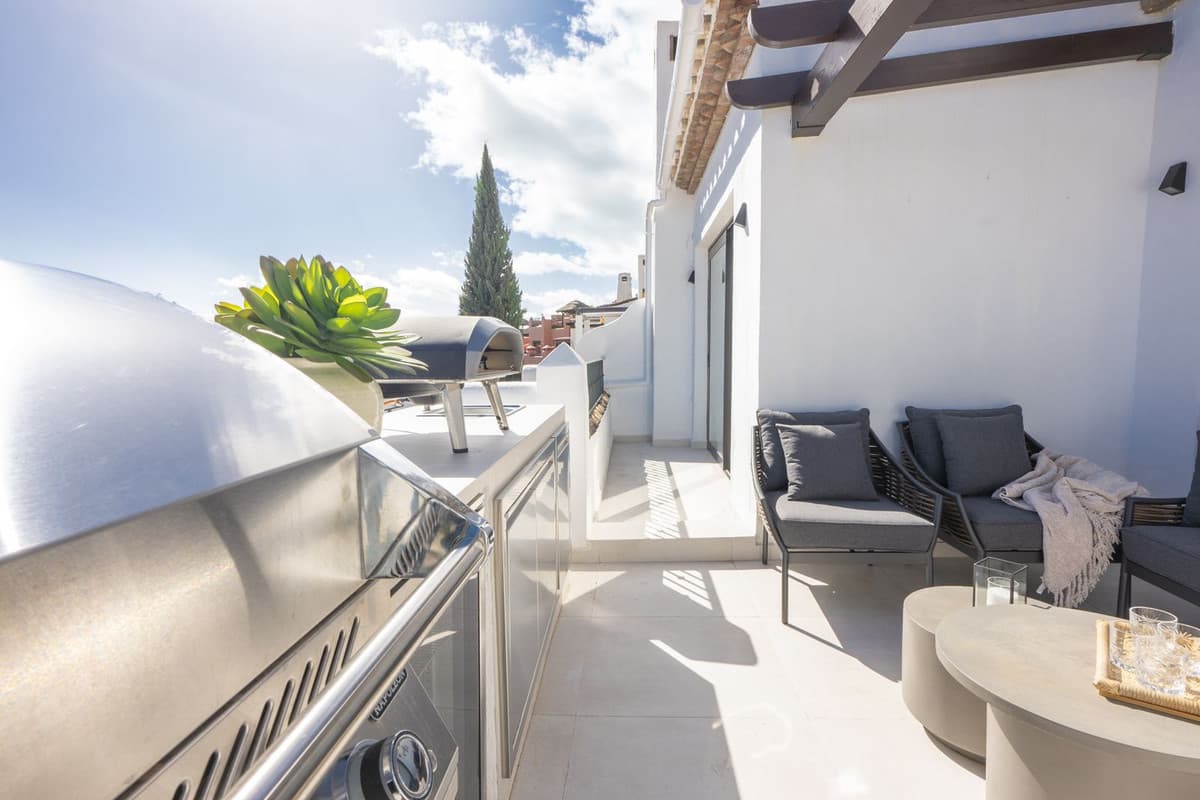 Penthouse in Benahavís — photo 3 of 10