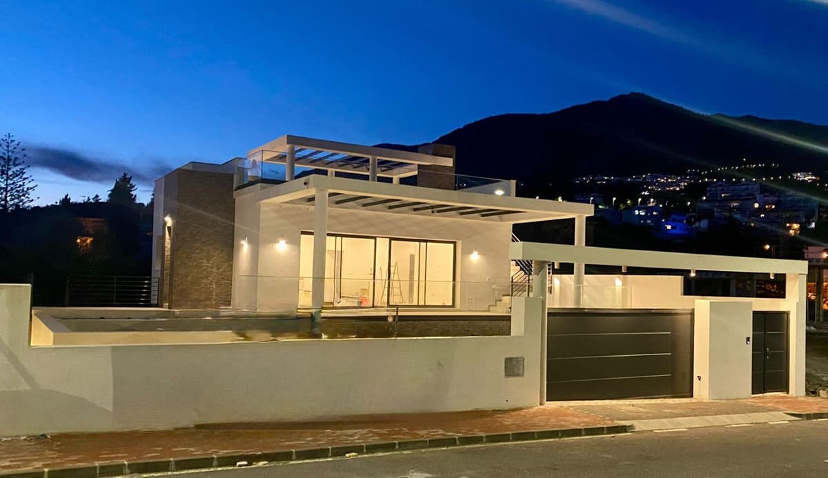 Detached Villa in Mijas — photo 1 of 10