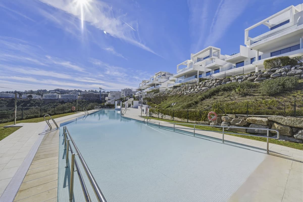 Middle Floor Apartment in La Cala Golf — photo 1 of 10
