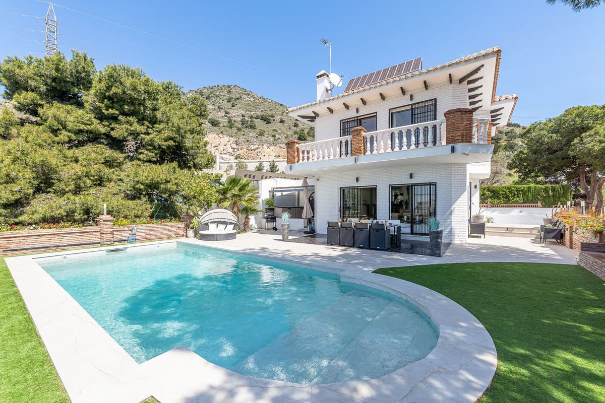 Detached Villa in Benalmadena — photo 3 of 10