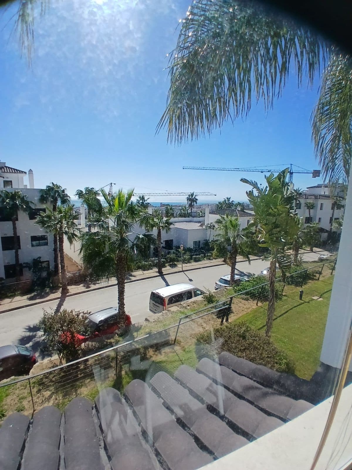 Middle Floor Apartment in Estepona — photo 6 of 10