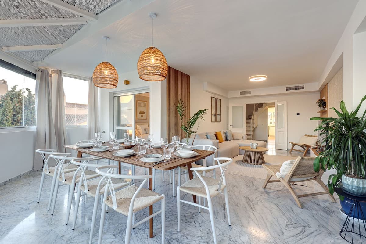 Penthouse Duplex in Bahía de Marbella — photo 2 of 10