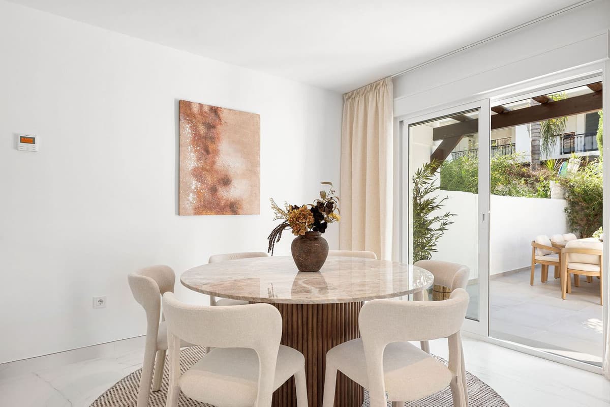 Townhouse in Nueva Andalucía — photo 7 of 10