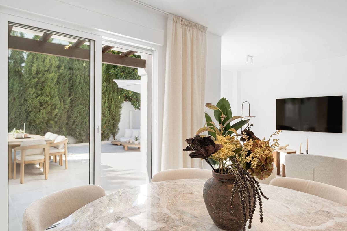 Townhouse in Nueva Andalucía — photo 8 of 10
