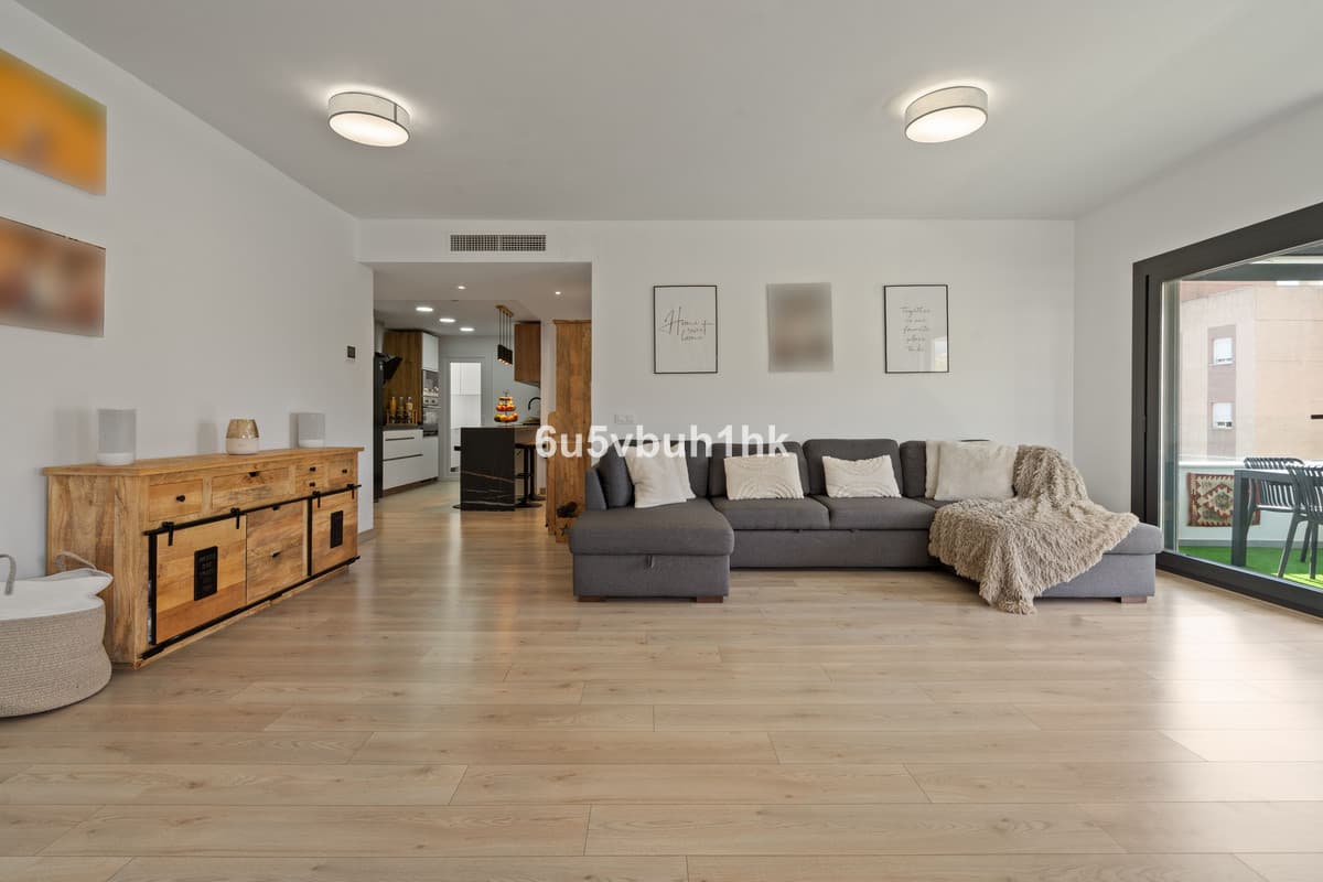 Penthouse in Estepona — photo 2 of 10