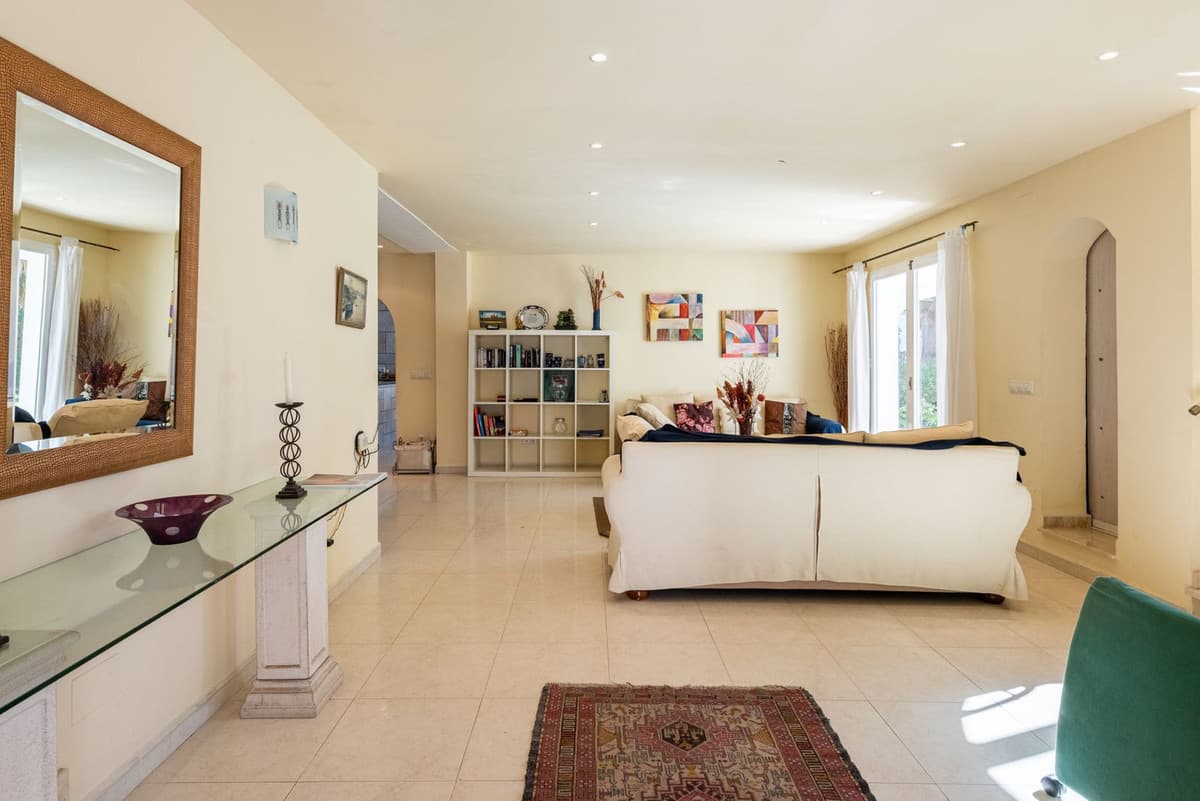 Detached Villa in San Pedro de Alcántara — photo 5 of 10