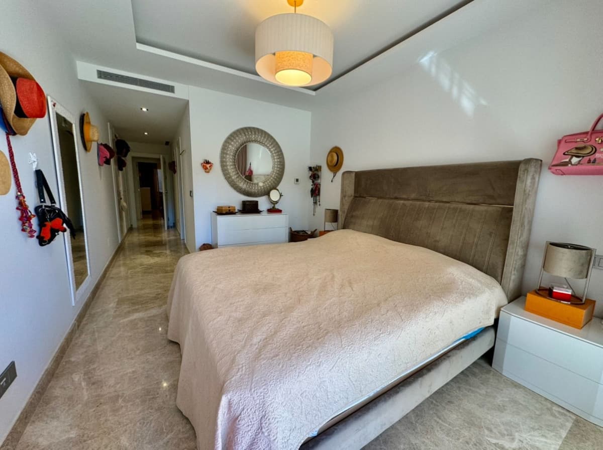 Ground Floor Apartment in Marbella — photo 8 of 10