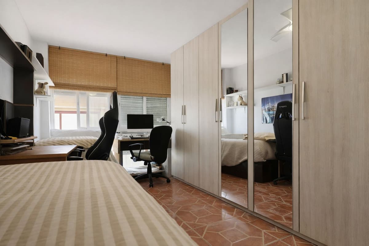 Middle Floor Apartment in Estepona — photo 8 of 10