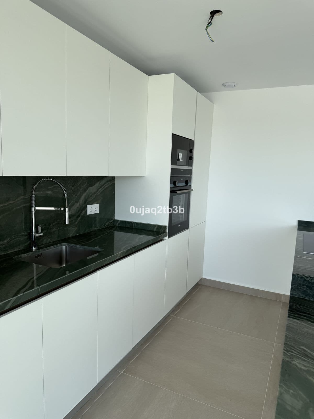Penthouse in Estepona — photo 9 of 10