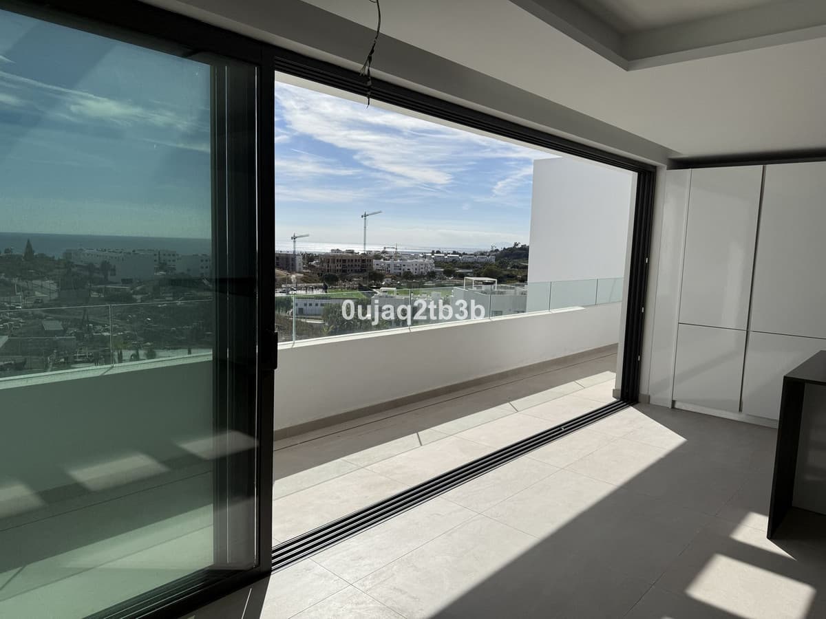 Penthouse in Estepona — photo 4 of 10