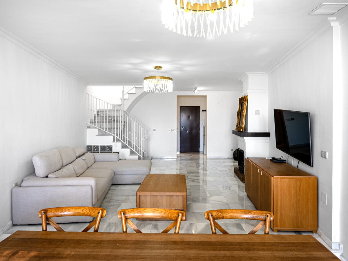 Detached Villa in The Golden Mile — photo 8 of 10