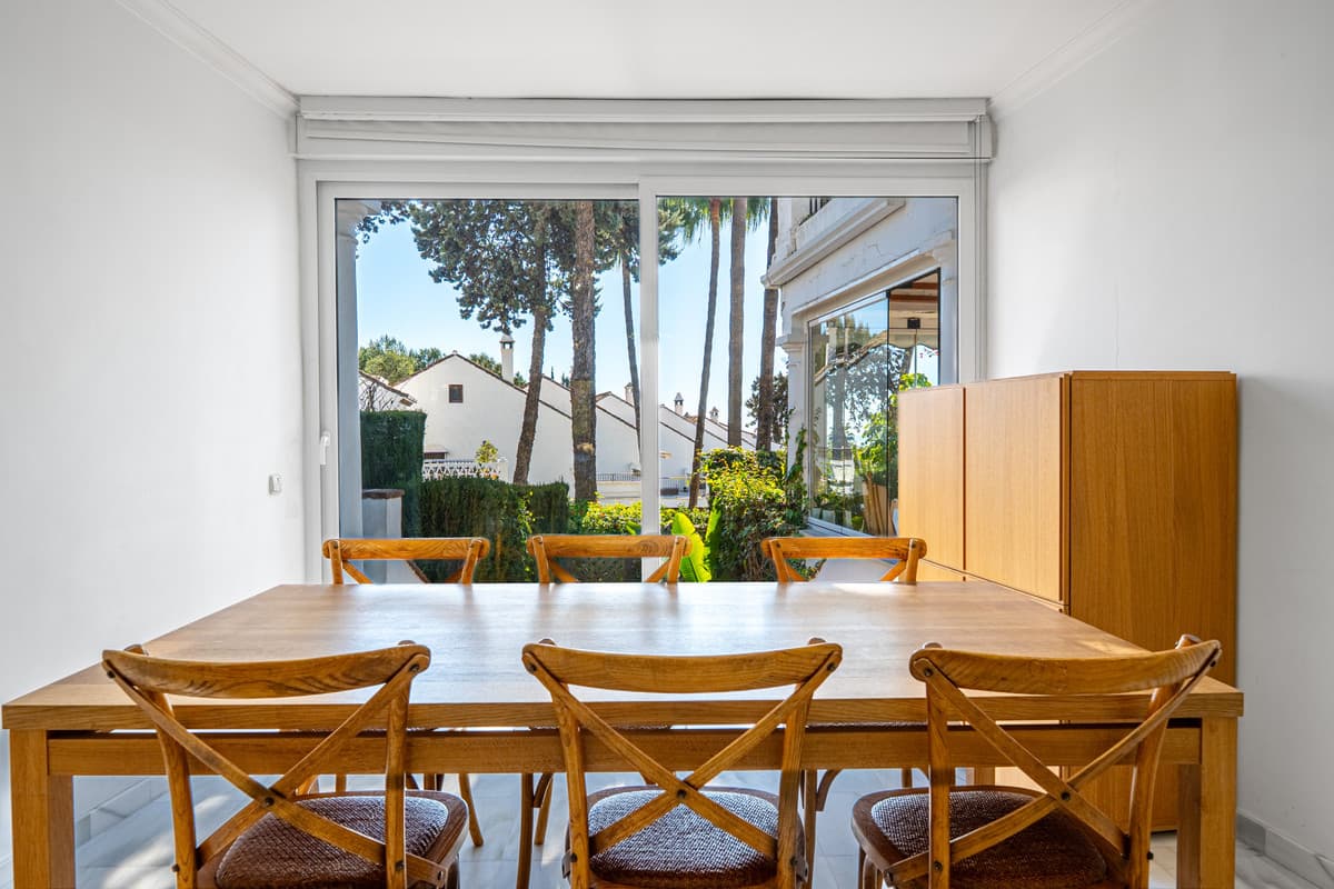 Detached Villa in The Golden Mile — photo 9 of 10
