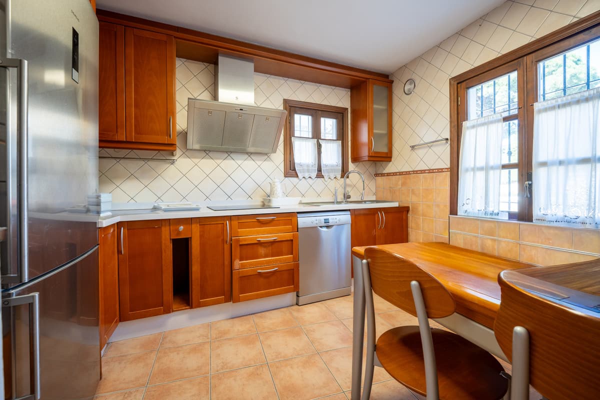 Detached Villa in The Golden Mile — photo 10 of 10