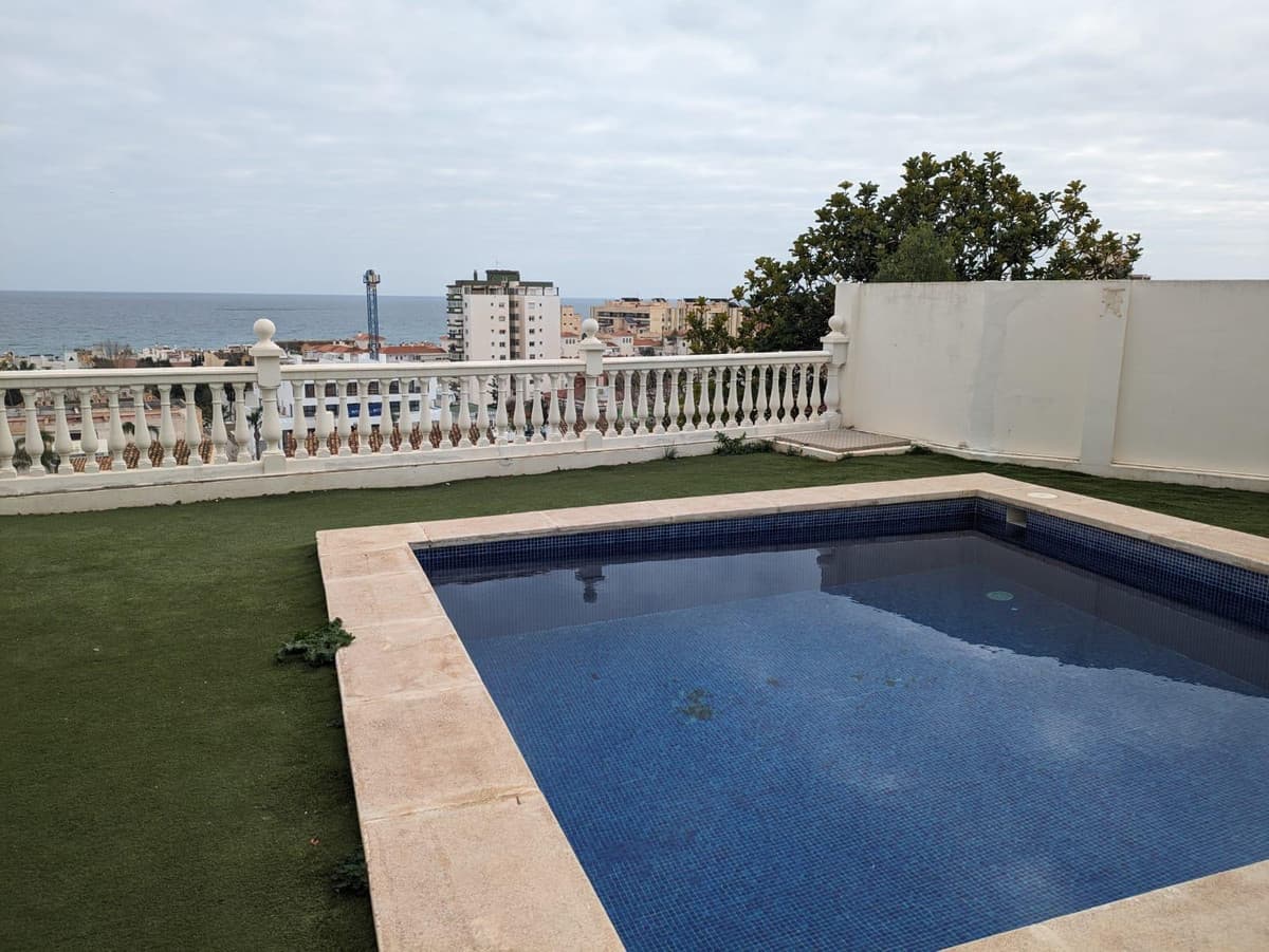 Middle Floor Apartment in Montemar — photo 10 of 10